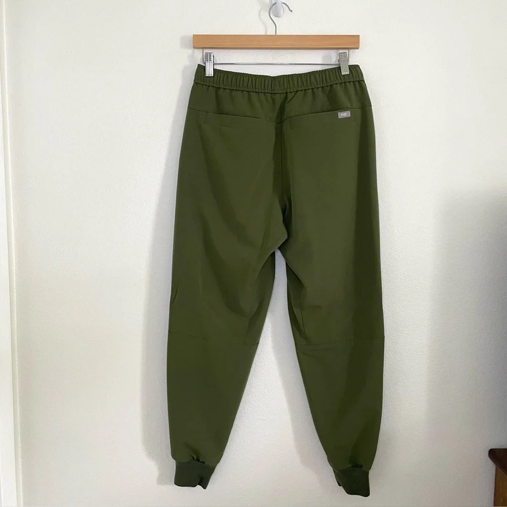 Figs Tansen Jogger Scrub Pants Limited Edition Dark Olive Small Short